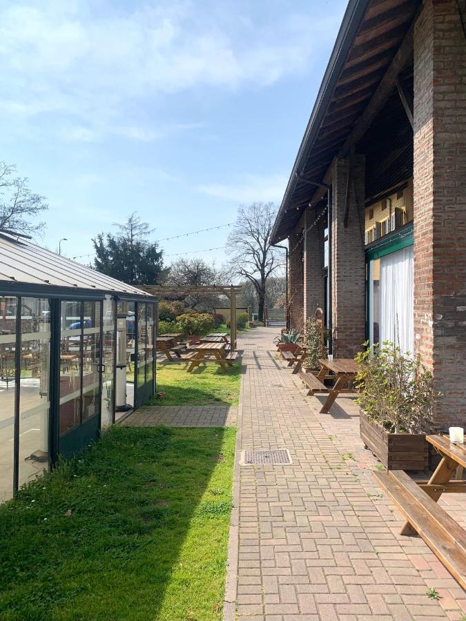 Cascina Bellaria Hostel Milánó Kültér fotó